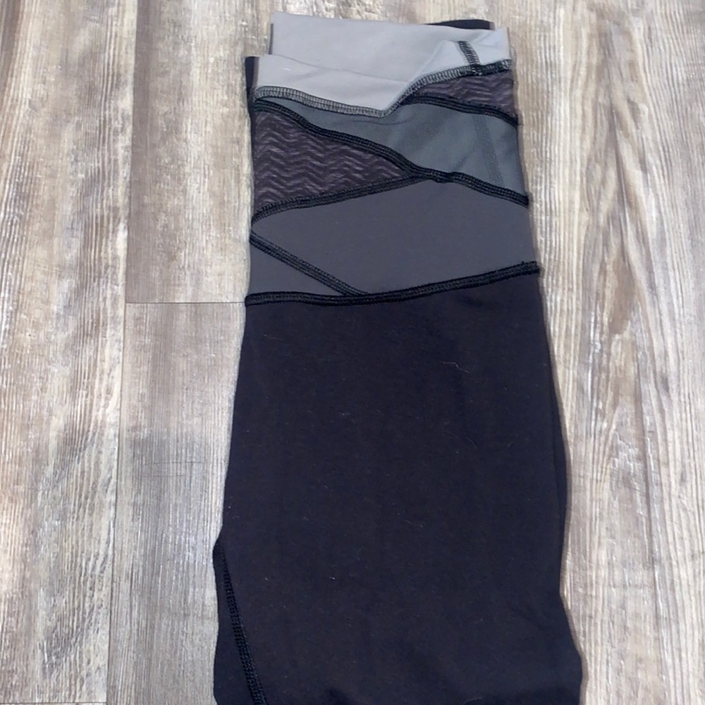 Lululemon tights